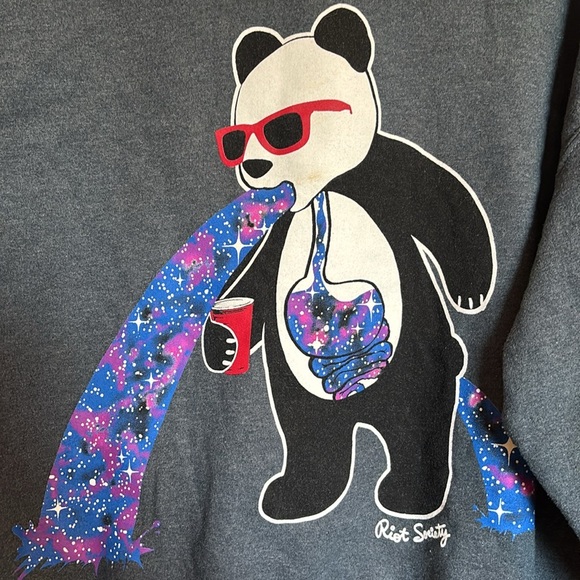Riot Society unisex gray Panda galaxy crew neck sweatshirt size large - Picture 3 of 8